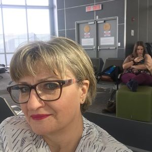 Meet your Posher, Jeannine